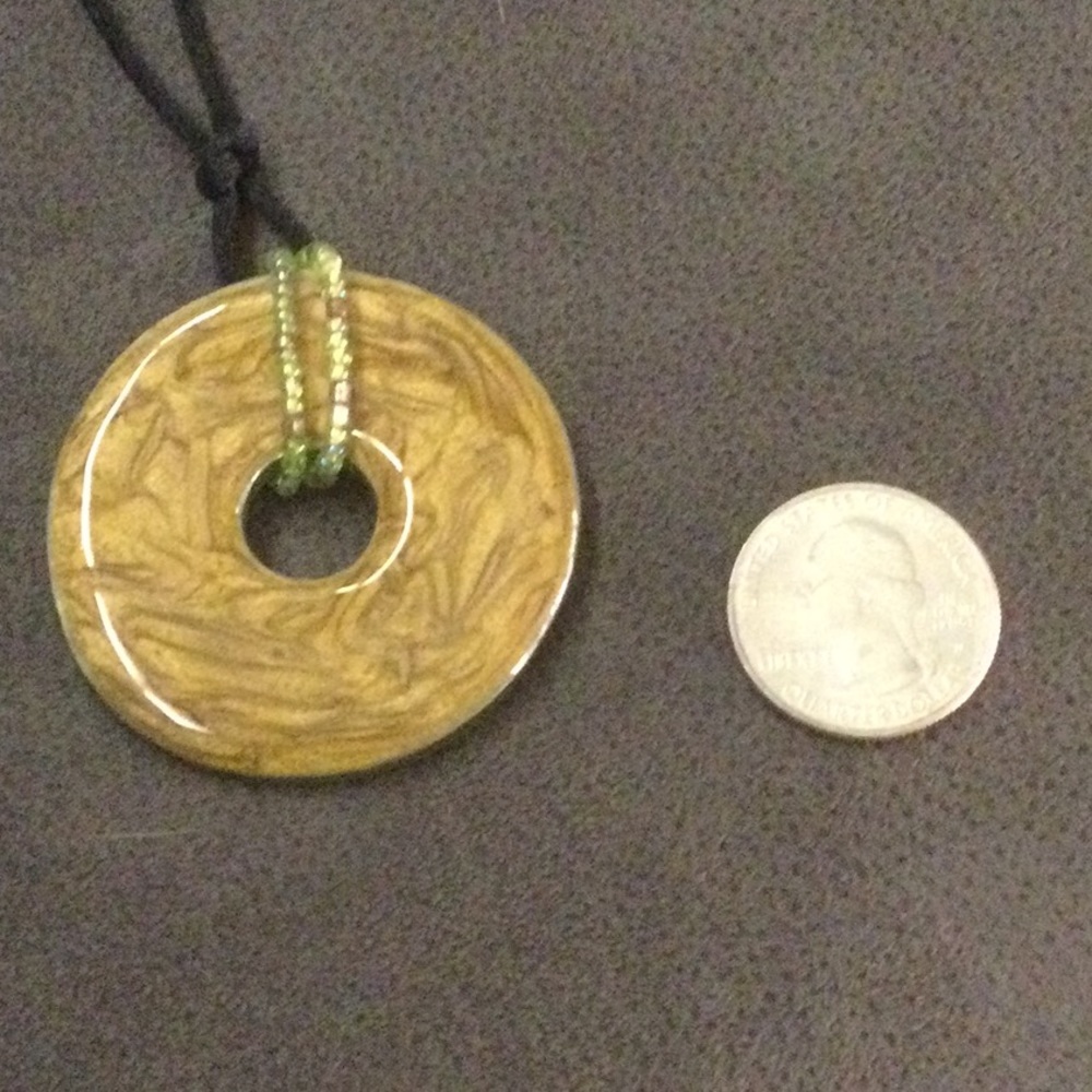 Disk necklace - Picture 2 of 4